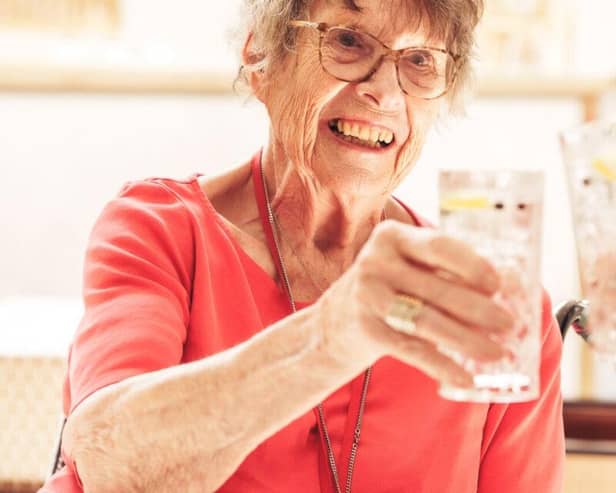 Make mine a 'Vera Lynn': Care home residents create one of the world's best gins and wins Master Medal.