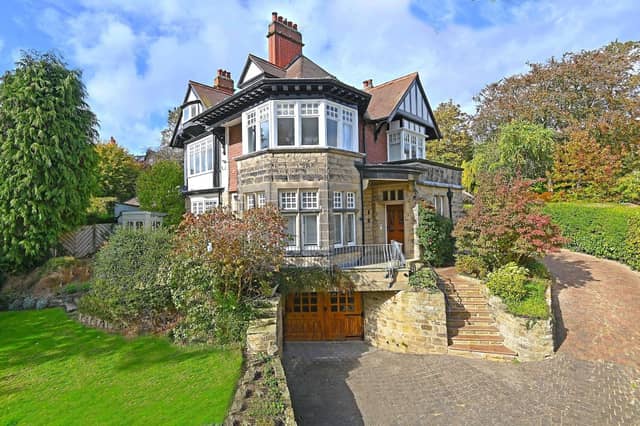 The Brunswick Drive home is close to the Valley Gardens and to Harrogate town centre.