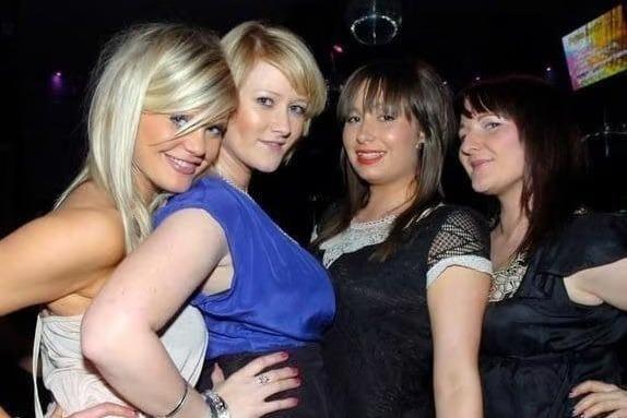 Michaela, Holly, Kim and Amber in Quest.