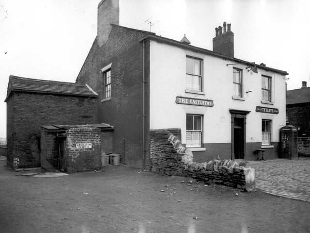 The Castleton on Armley Road pictured in February 1964, one of Tetley's houses. On the left is Castleton Place, to the right Castleton Terrace. There was thought to have been a fortification in the area described as a 'castle'. the name Castleton is derived from this.