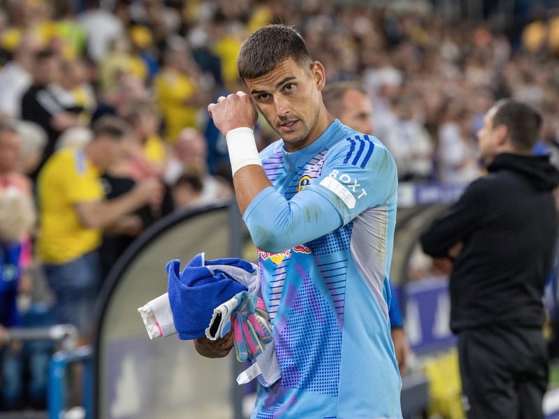 4 - Made one good save in the first half but otherwise unconvincing including with his kicking.
