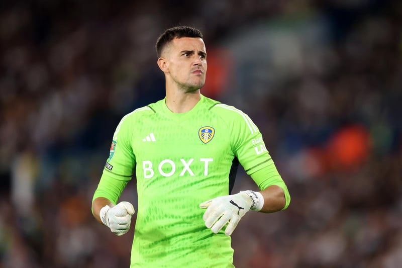 Back-up keeper Darlow is not ready to return from a dislocated thumb although the shotstopper has returned to team training and is rated not far away to be re-involved. Whites boss Farke says it is now down to Darlow to reach match sharpness before he calls him back into the squad.