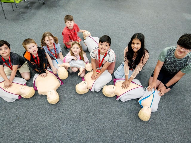 13 Amazon employees and their children attended the mini medics class