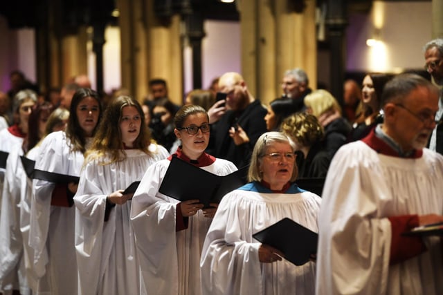 The Leeds Minster Choir got everyone in the Christmas spirit.