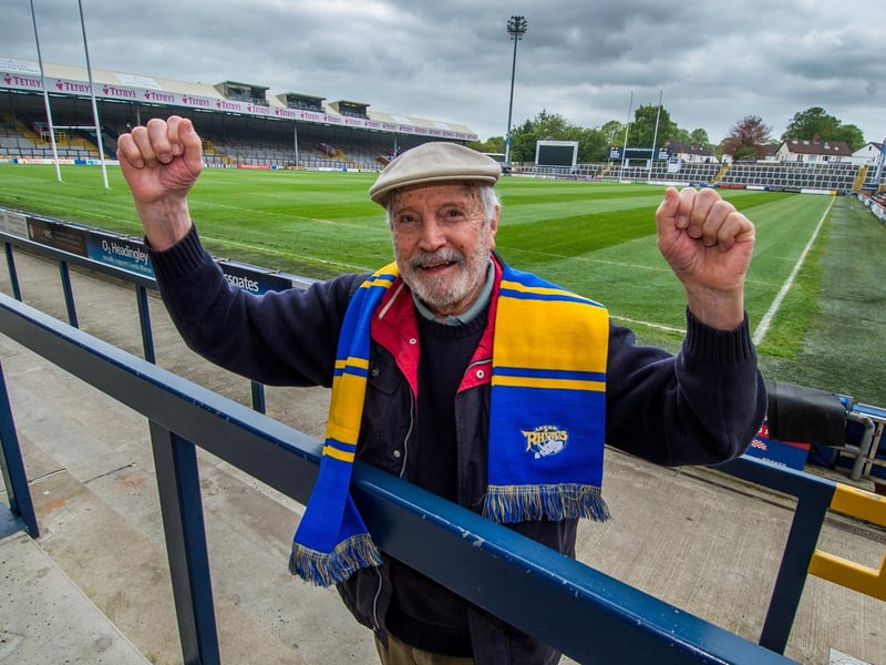 A magnificent captain on the 1957 Challenge Cup-winning run and a try scorer as Leeds beat the Australian tourists in 1956.