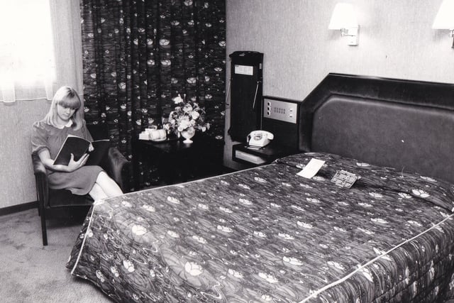 One of the Gold Star rooms at the Dragonara in September 1983.