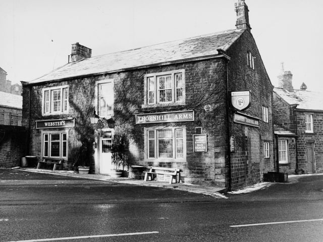 Thornhill Arms on Town Gate. The licensee when this photo was taken in  January1982 was Clifford Rule.