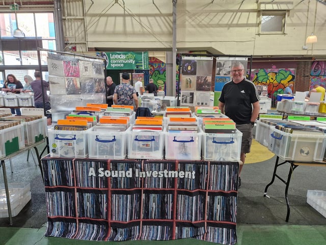 This trader from Manchester said that of all the fairs he'd been to - including Manchester, Sheffield and Chesterfield - he found that Leeds was the best.
