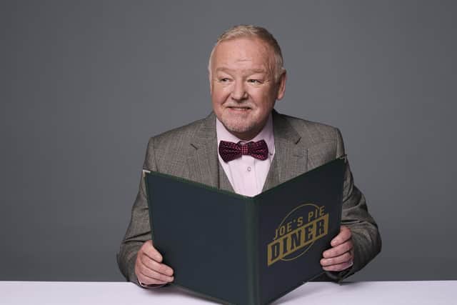 Les Dennis as diner owner Joe