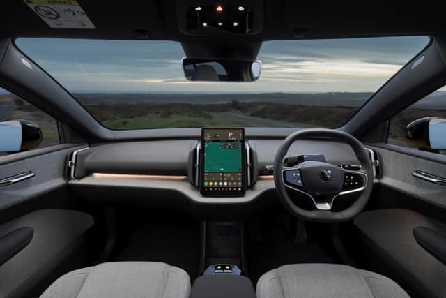 Volvo EX30