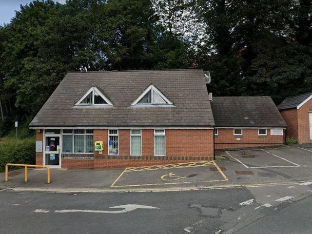 At Oakwood Surgery, 86.4% of people responding to the survey rated their experience of booking an appointment as good or fairly good.