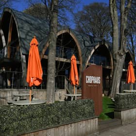 Chophaus restaurant, Oakwood