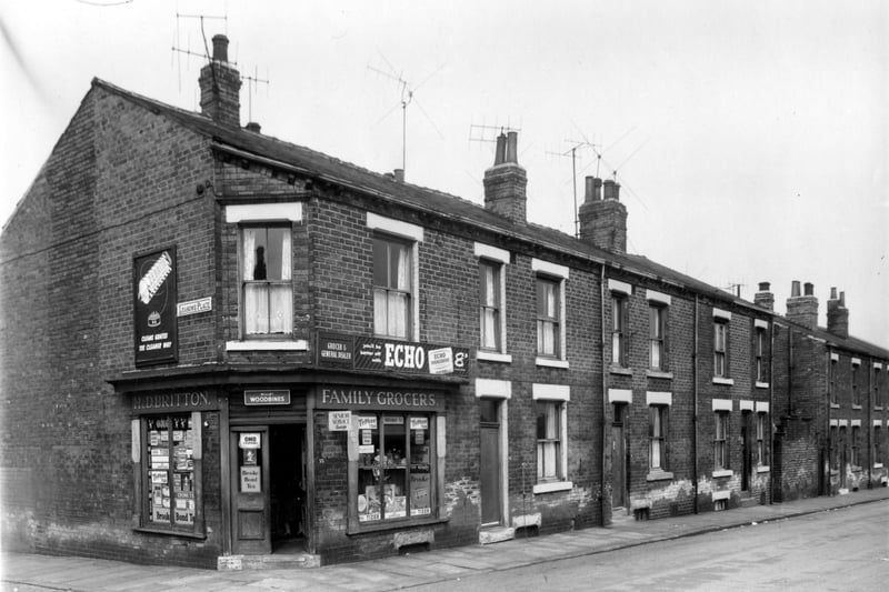 A grocers on Telford Terrace in April 1959. On the left edge is Leasowe Place.