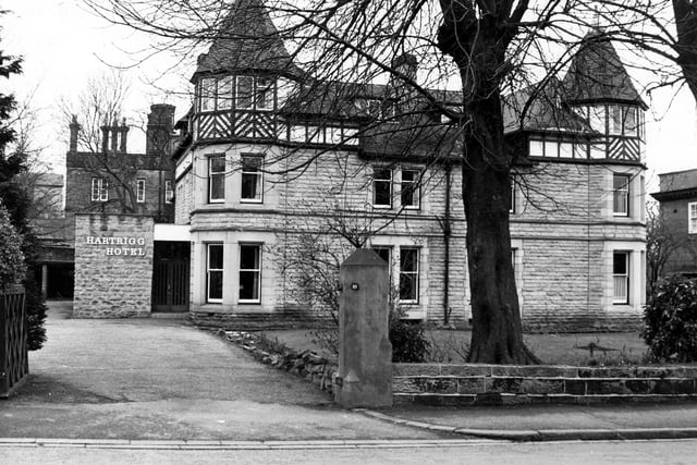 The Hartrigg Hotel on Shire Oak Road in March 1985. On each side are mock tudor turretts. Headingley Castle is visible on the left just behind the hotel.