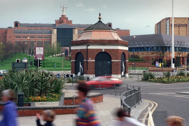 The Rotunda at Eastgate roundabout pictured in April 1998.