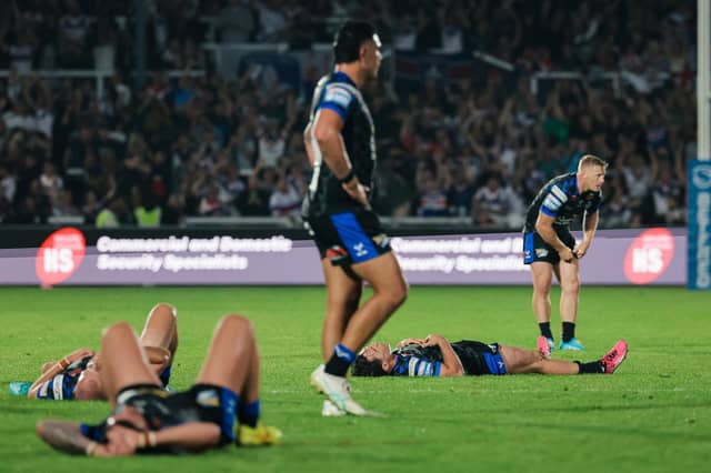 Despair for Leeds Rhinos after their last-gasp loss at Wakefield Trinity. Picture by Alex Whitehead/SWpix.com.