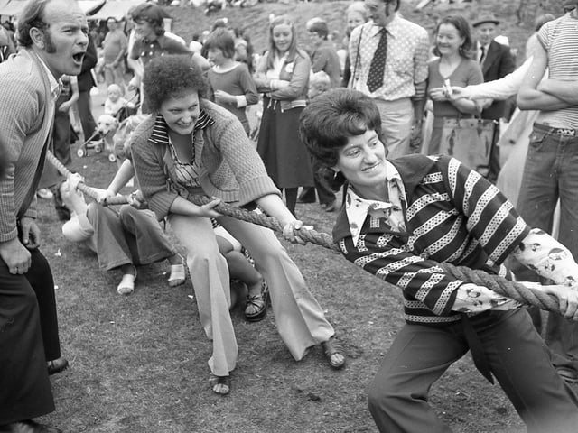 The tug of war was a competitive affair!