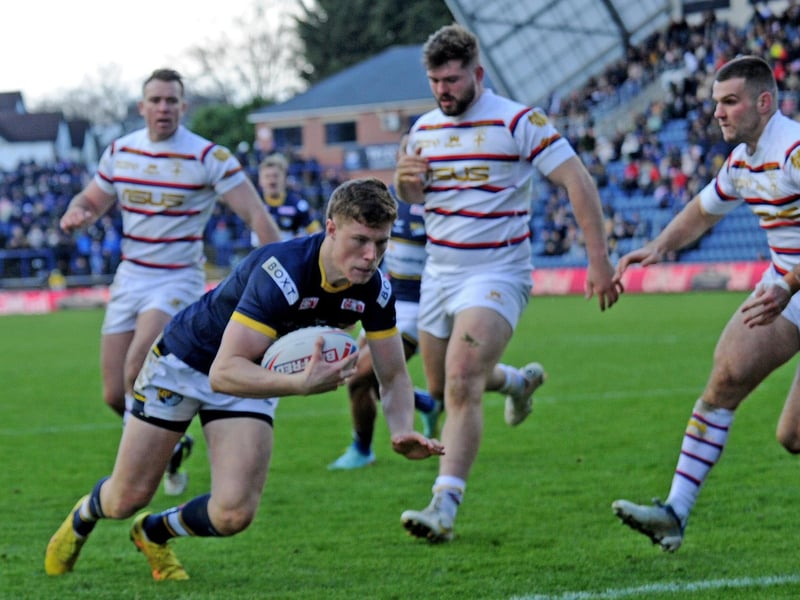 Gannon, a second-rower who was playing at stand-off, sustained an ankle injury against St Helens on May 26. He had surgery and is expected to be available for selection next month.