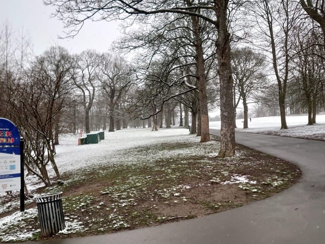 The Met Office is expecting temperatures of 1C in Leeds.