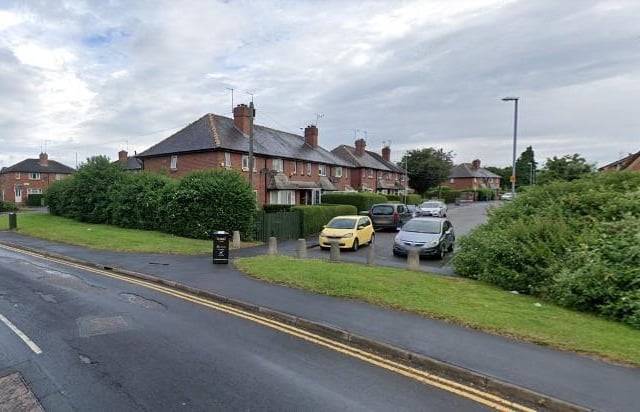 There were 759 crimes recorded in Hunslet Green