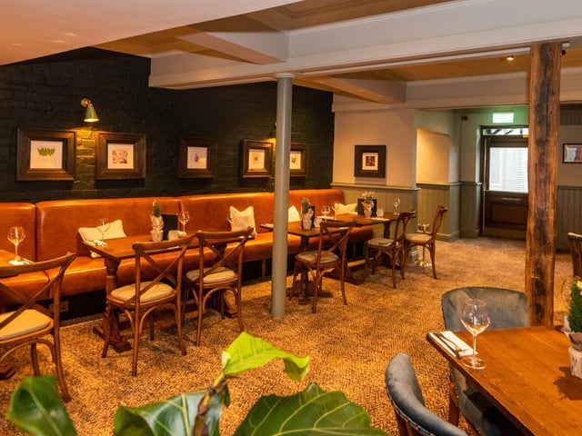 With stunning views over the adjacent Aire Valley and the Leeds Liverpool Canal, the Calverley Arms is the perfect country getaway thanks to the accommodation available.