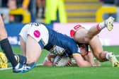Cameron Smith touches down for Rhinos against St Helens. Picture by Allan McKenzie/SWpix.com.