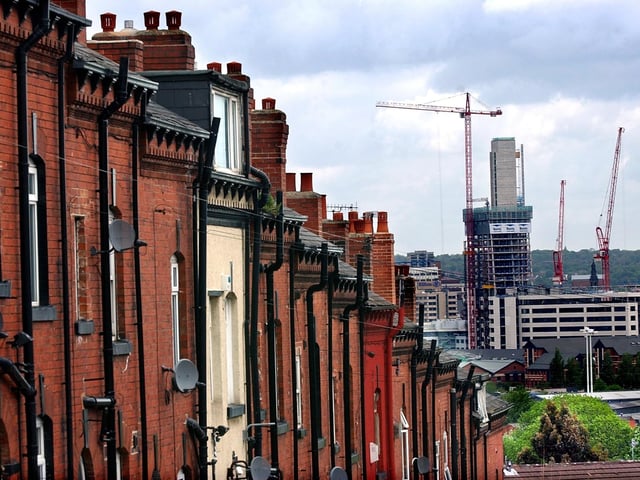 Enjoy these photo memories from around Leeds in 2006. PIC: Simon Hulme