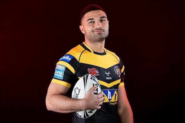 Heavily involved early on, but never quite managed to open up Rhinos' defence 6