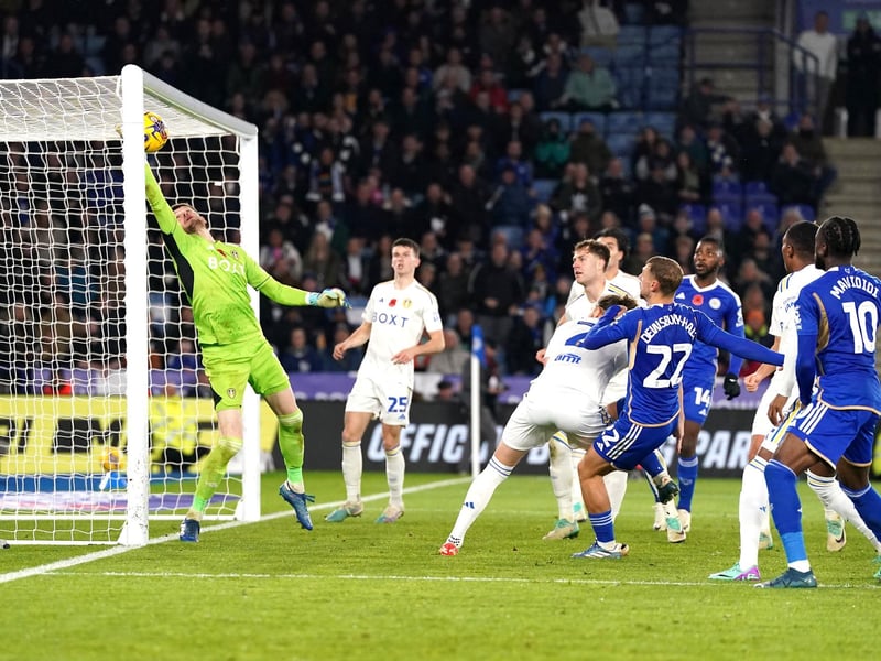 7 - Didn't have a huge amount to do for the vast majority, some of his kicking was a little wayward but pulled out a wondersave in stoppage time.