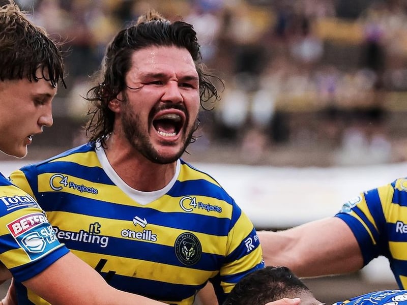 Grade A late contact on kicker, one penalty point, total points 3.25 - fine.