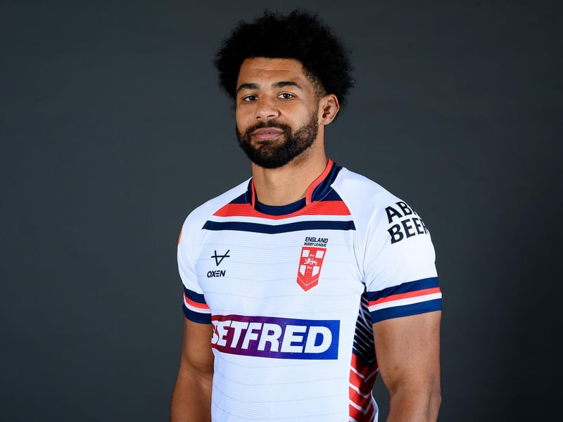 Couple of knock-ons, but a nice half-break and try-saving tackle;played the full 80 again 7
