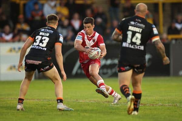Brodie Croft, seen playing against Castleford last month, is back in Salford's squad to face Rhinos. Picture by John Clifton/SWpix.com.