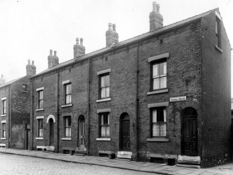 Armenia Square was an L-shaped road. These houses backed onto industrial premises on Roseville Road. Included in slum clearance for the Roundhay Road area. Pictured in June 1961.