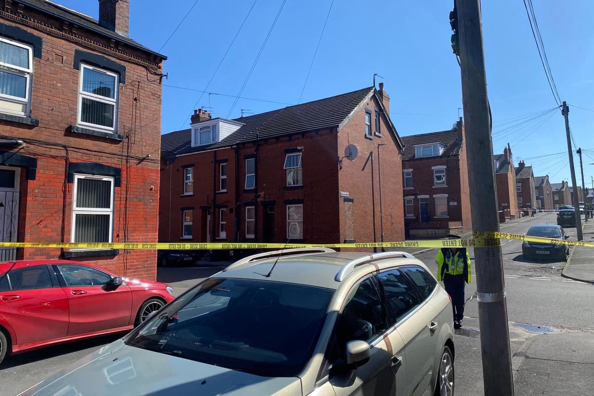 Cordon Report Holbeck shooting: Live updates as police cordon off Shafton View in ...