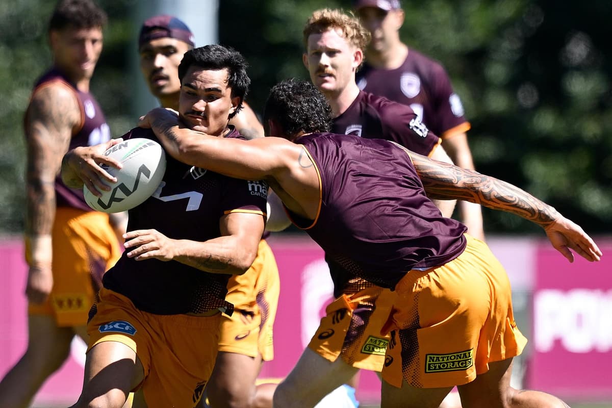 Wakefield Trinity sign overseas hooker to fill gap left by Tyson Smoothy's ...