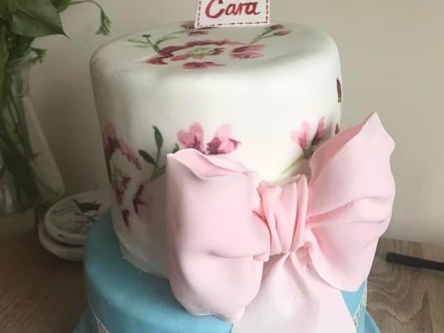 Kaylee Lennon said: "Cath Kidston inspired cake for my daughter."