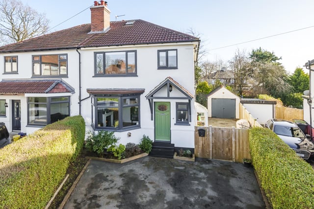 This family home has been tastefully updated by the current vendors and is situated in a highly sought after cul-de-sac in LS17.