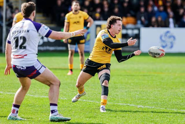Tom Weaver in action for Castleford Tigers against Wakefield Trinity. Picture by Alex Whitehead/SWpix.com.
