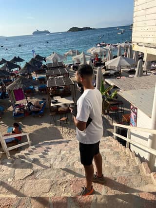 Doors 2 Floors MD Ismaeel Basar took to the roads of Albania, visiting clients in Sarande, Ksamil and Tirana, combining his passion for travel with his commitment to providing excellent customer service to clients.