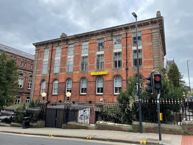 Walkabout - 43 Woodhouse Lane, Leeds, LS1 3HQ.
