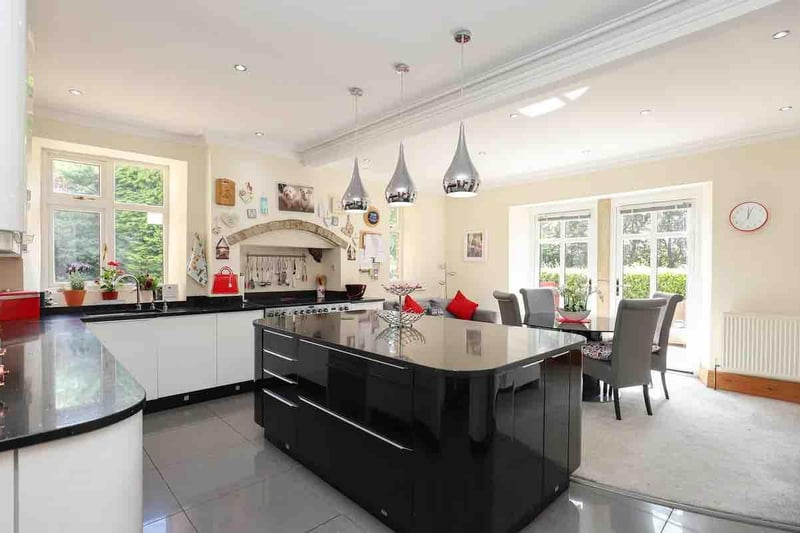 The kitchen shows what the brochure describes as an exceptional standard of finishing throughout the property. It is well proportioned and showcases a perfect balance of contemporary finishings whilst acknowledging the historic charm.
