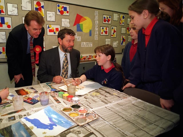 Labours David Blunkett, shadow secretary for education and employment lends his support to local MP Colin Burgon and pupils when he visited Swillington Primary in April 1997.