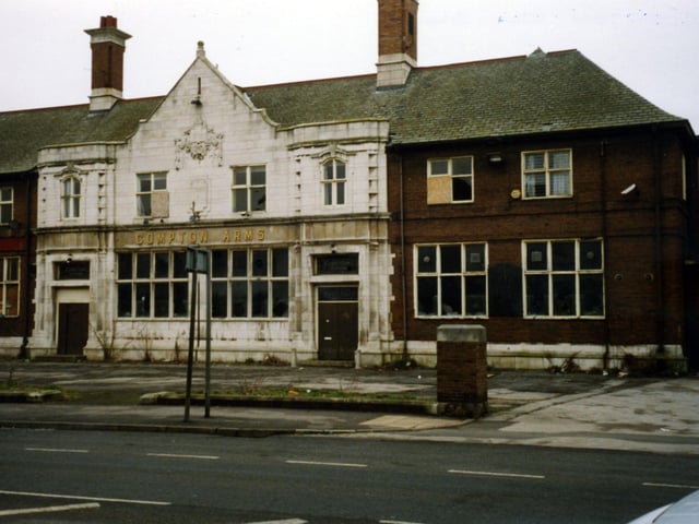 The Compton Arms public house on Compton Road in Harehills taken in 2004 before it was demolished.