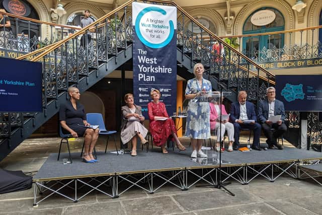 Mayor Tracy Brabin with deputy Allison Lowe and the five council leaders from West Yorkshire\'s local authorities (Photo by Local Democracy Reporting Service)