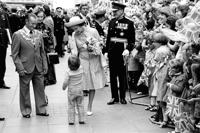 The Queen's Silver Jubilee visit to Mansfield in 1977