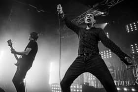 Shed Seven live.
