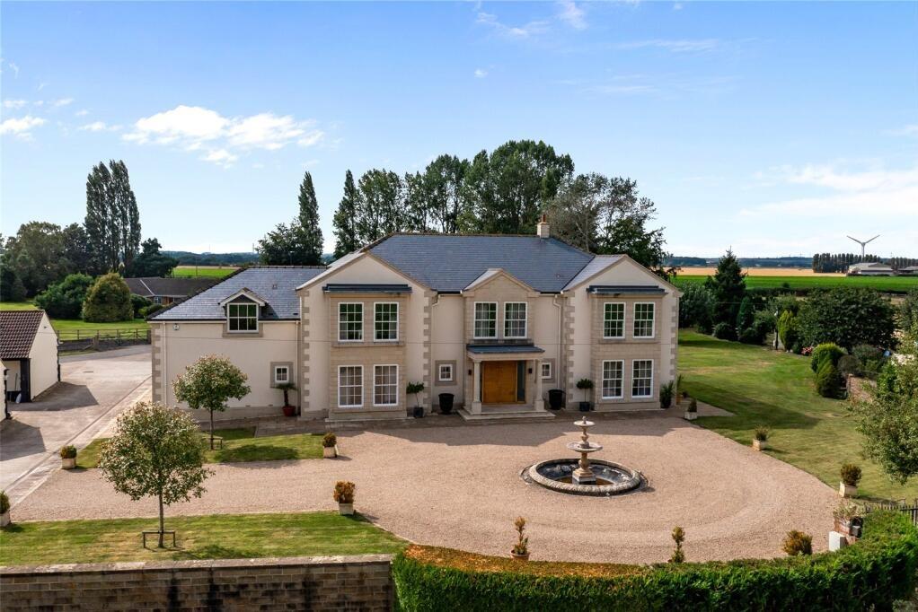 Inside Holme Farmhouse: A contemporary country home with four acres of ...