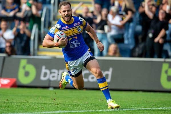 Aidan Sezer scores the winning try to keep Rhinos' season alive. Picture by Bruce Rollinson/SWpix.com.