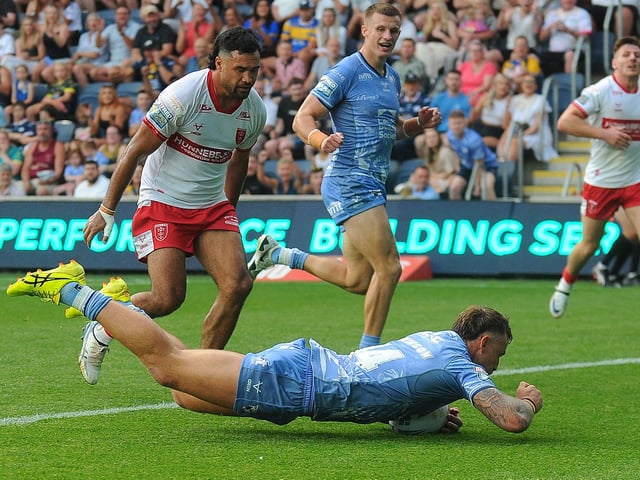 A revelation after switching to second-row early in the season, his 12 tries were a handy bonus 7.5