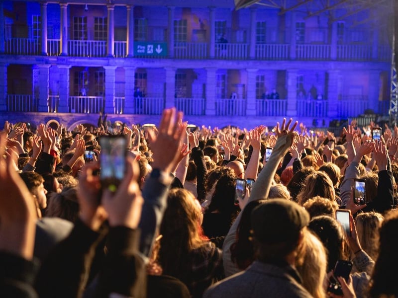This summer’s record breaking Live at The Piece Hall series of concerts continues tonight (Monday) with chart-topper George Ezra